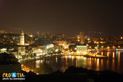 Split old town by night