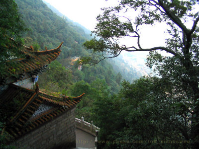 Western dragon hill