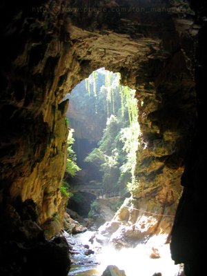 Cave in Juixiang