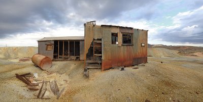 shack1.jpg