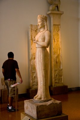 Kore from Merenda in Attica, side view