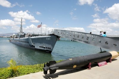 Visit ... USS Bowfin SS287
