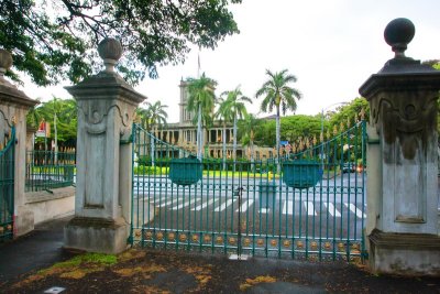 Iolanis palace looks over courthouse IMG_0023.JPG