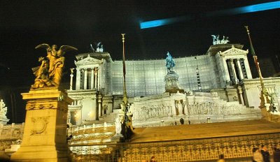 Monumnet Victor Emmanuel, Piazza Venezia     IMG_1598.jpg