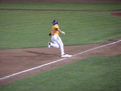 Rounding 3rd