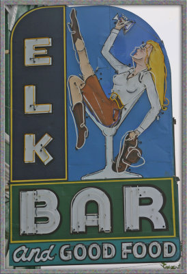 elk-bar-sign.jpg