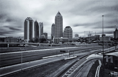 4th: The focus is sharp in the city... - By Phydoux