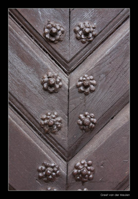 1067 Lithuania, detail of door in Vilnius