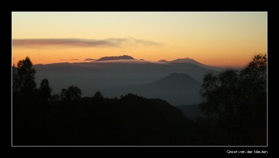 4114 Indonesia, sunrise at Bromovulkaan