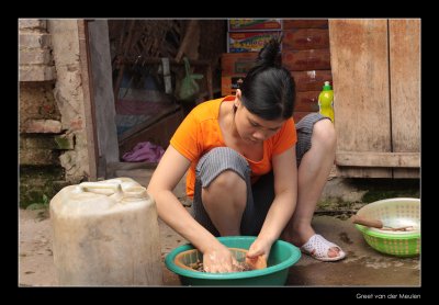 7701 Vietnam, cleaning vegetables