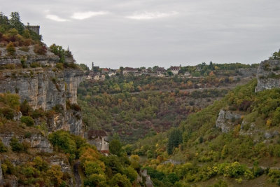 As we descend, more and more of Rocamadour comes into view