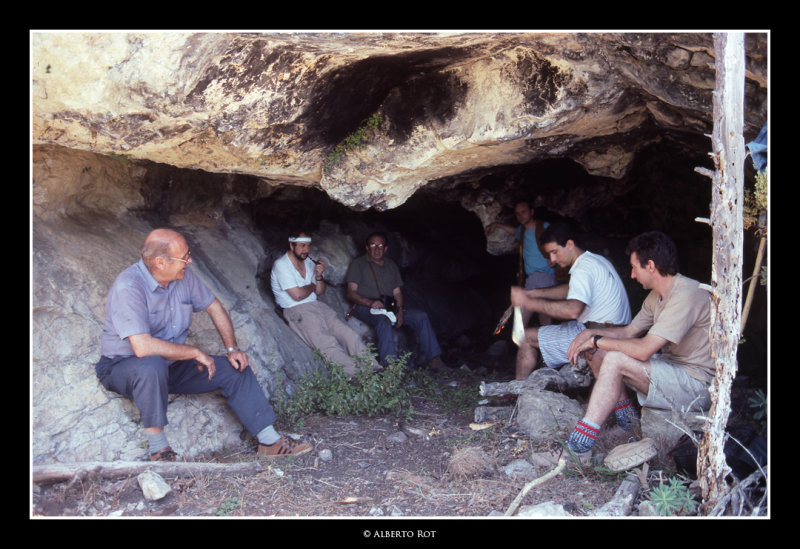 Cova de la Punta  Les Vallcaneres Altes  any 1.991