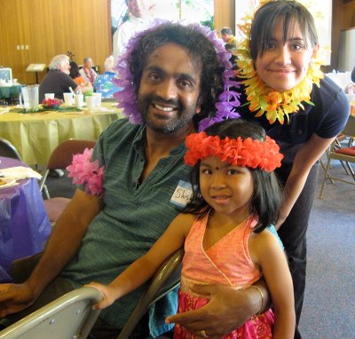 Page's man Shishir and their daughter , with Melissa (daughter of cousin Carolyn)