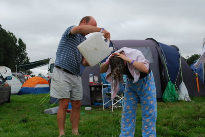 Hairwash, al fresco style