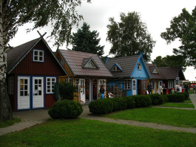 Rustic boutiques in Nida