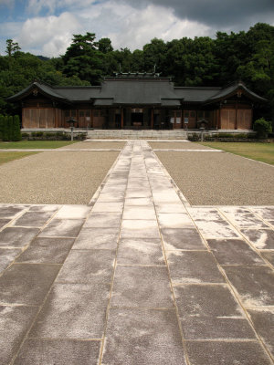 Barren path to Gokoku-jinja