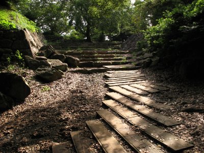 Steps leading through the former Ōte-mon