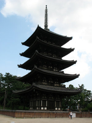 Five-tiered pagoda at Kōfuku-ji