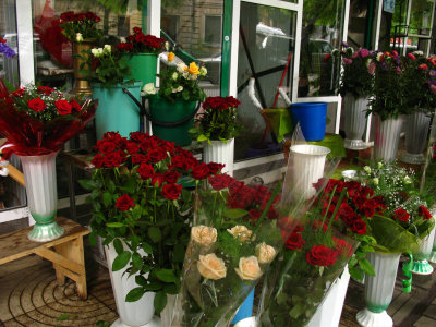 Roses for sale at the market
