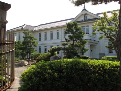 Hachiman Elementary School