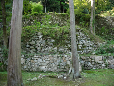 Foundations of Hideyoshi's former palace