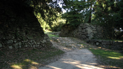 Path past the former Kurogane-mon