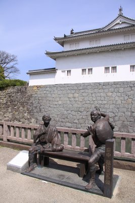 Statue of Edo-era author Jippensha Ikku
