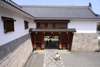 Inner gate of the Higashi-mon