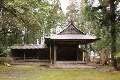 Kaguraden (nō stage) at Wakasahime Shrine