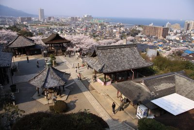 Kannon-dō complex at Mii-dera