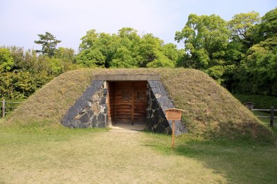 Restored kamoba shed for duck hunting