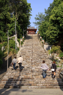 Steps leading up to Isaniwa-jinja