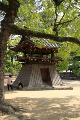 Belltower, Zentsū-ji