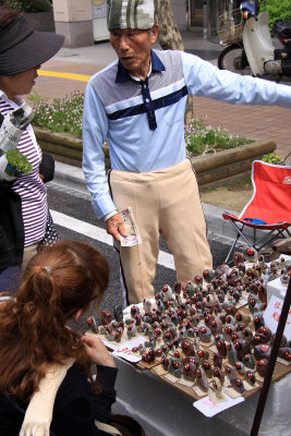 Souvenir shopping at the Sunday Market