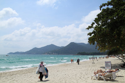 The white sand of Chaweng's beach