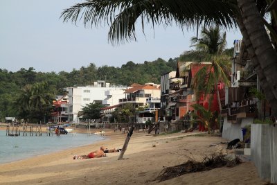 Looking towards the east end of Bo Phut's beach