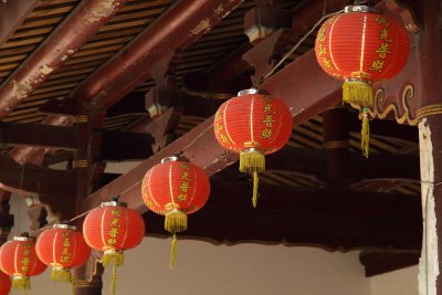 Hanging lanterns in the cloisters