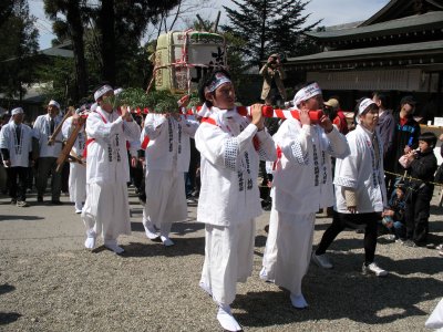 Carrying in a sake barrel