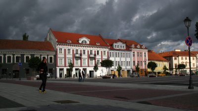 Morning over Rotušės aikšte