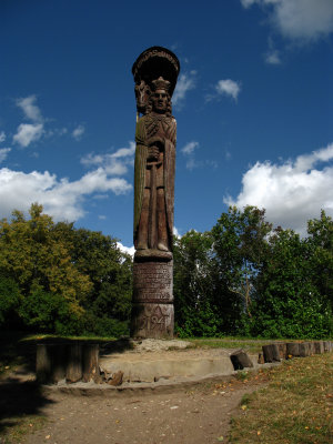 Vytautas statue on a neighboring island
