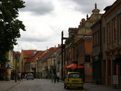 Looking back down Vilniaus gatvė from the basilica