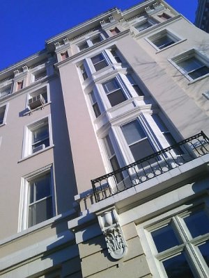 Apartment building called The Oakland