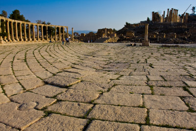 Forum Ovale, Jerash