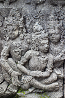 Ind9218116 Borobudur Vishnu copy.jpg