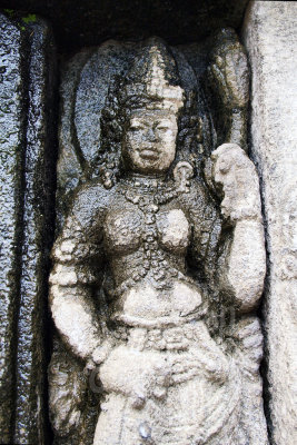 Ind9218122 Borobudur Vishnu copy.jpg