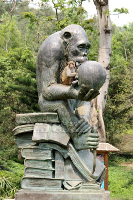 007Hainan2 Monkey Island.jpg