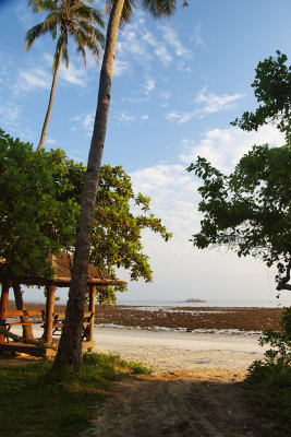 Bintan Nirwarna Gardens Beach03.jpg