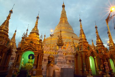 My08100 Yangon Shwedagon.jpg