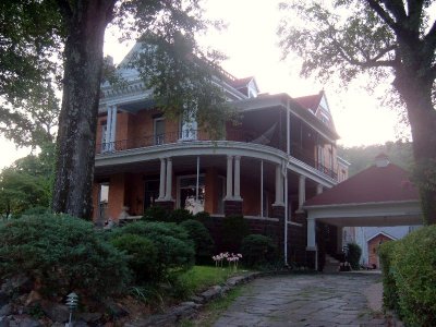 1890 Williams House