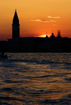 Cruising to the Grande Canal